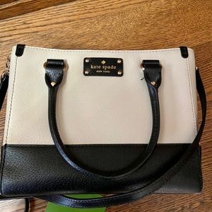 Kate Spade cross body purse